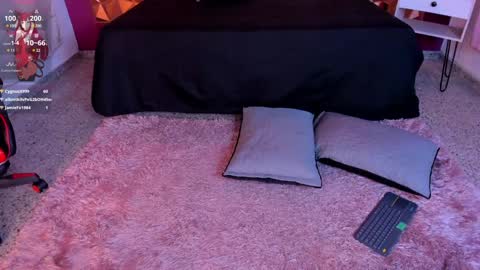 Snapshot of kendall23_ chatting on January 11, 7:06 am Kendall online show from January 11, 7:06 am