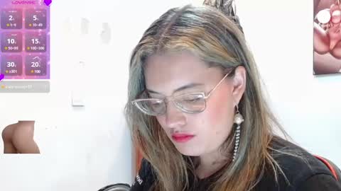 kendall online show from January 30, 8:54 am