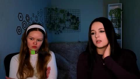 Snapshot of kendallkay_ chatting on November 18, 10:52 am Kendal online show from November 18, 10:52 am