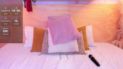 Kendall online show from November 13, 2:43 am