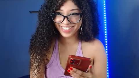 Snapshot of kendallrush2 chatting on January 14, 11:42 am  Kendall Rush online show from January 14, 11:42 am