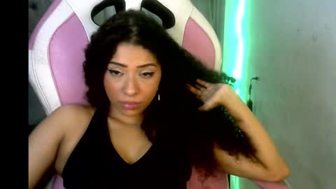 Snapshot of kendallrush2 chatting on September 28, 7:47 am  Kendall Rush online show from September 28, 7:47 am