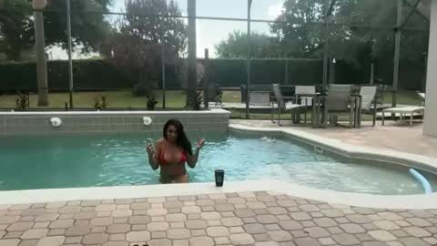 Kendall Sins online show from June 29, 4:40 pm
