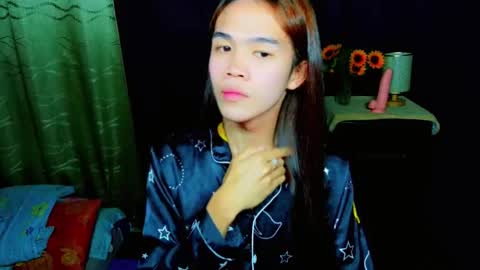 Kendall  online show from March 21, 8:23 pm