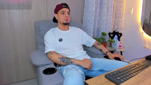 kendel_dimitri online show from October 16, 2:34 am