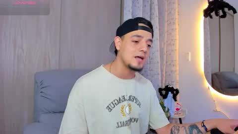 kendel_dimitri online show from October 19, 11:05 pm