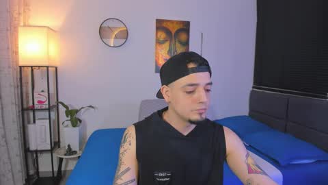 kendel_dimitri online show from June 10, 1:06 am
