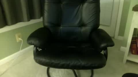 Snapshot of kendog1101 chatting on February 20, 10:27 am Steve online show from February 20, 10:27 am