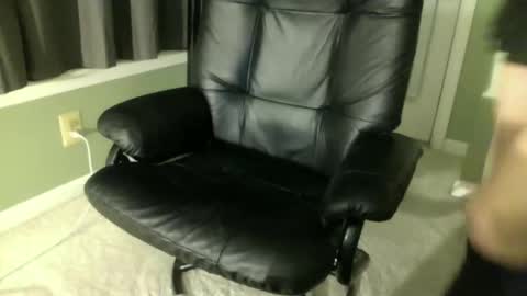 Snapshot of kendog1101 chatting on March 2, 10:33 am Steve online show from March 2, 10:33 am