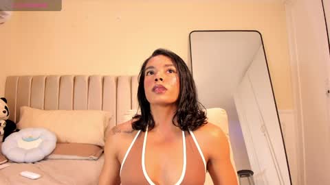 Snapshot of kendra_fit chatting on July 8, 2:16 am Lu online show from July 8, 2:16 am