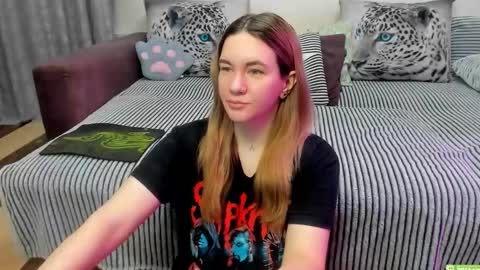 Kendra online show from March 20, 12:15 am