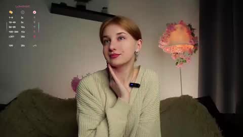 Snapshot of kendrabarby chatting on October 15, 11:32 am Eva online show from October 15, 11:32 am