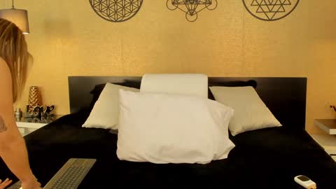 KENDRA online show from January 25, 4:34 am