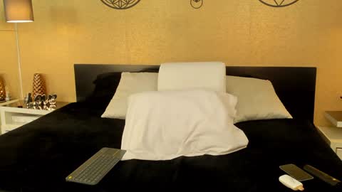 KENDRA online show from January 26, 7:41 pm