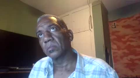 Snapshot of kendreko049 chatting on March 2, 5:52 am KENDREKO online show from March 2, 5:52 am