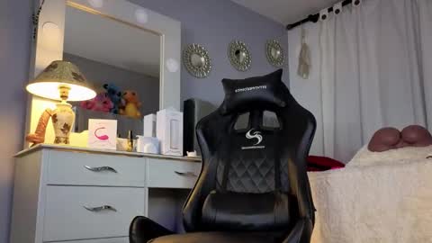 Chriss Morales online show from January 14, 1:22 am