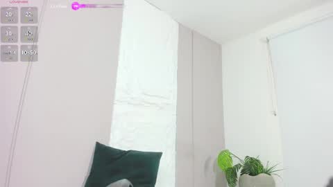 Snapshot of kenia28_ chatting on December 26, 12:49 pm Kenia online show from December 26, 12:49 pm