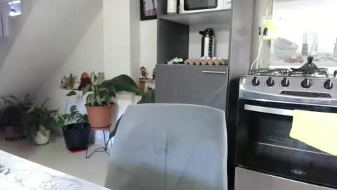 Snapshot of keniakiss chatting on March 16, 8:57 pm online show from March 16, 8:57 pm
