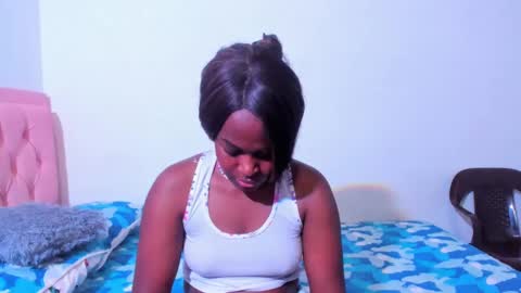 Snapshot of keniamontez chatting on October 30, 6:04 am Kenia online show from October 30, 6:04 am