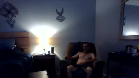 Snapshot of kenidymatheaw chatting on July 20, 12:47 am WoodMan1969 online show from July 20, 12:47 am