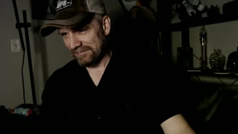 Snapshot of kenkuddles chatting on February 1, 3:08 am Ken Kuddles online show from February 1, 3:08 am