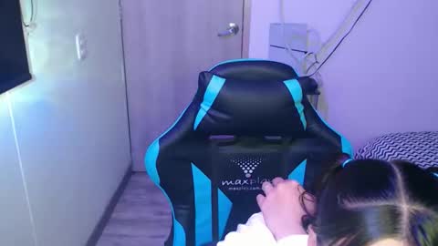 kenshi2302 online show from February 3, 7:08 pm