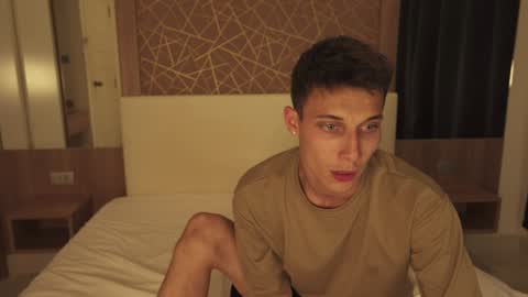 Peter     online show from December 19, 6:01 pm