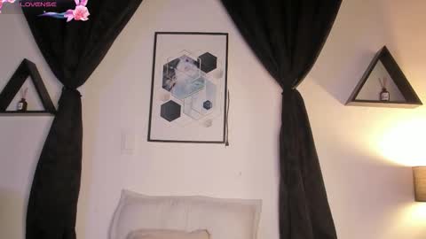 KENTHA  online show from March 6, 10:34 am