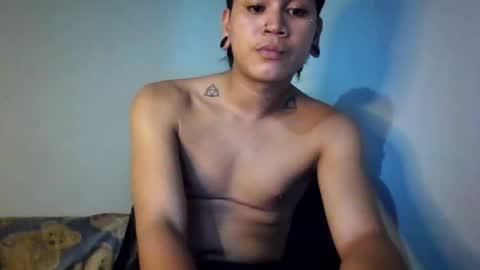 Snapshot of kenxanarchy67 chatting on August 7, 8:27 am kenxanarchy67 online show from August 7, 8:27 am
