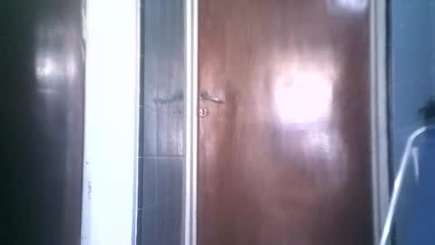 Snapshot of keny06 chatting on December 19, 6:12 pm keny06 online show from December 19, 6:12 pm