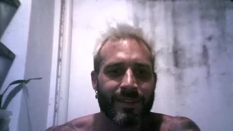 Snapshot of keny06 chatting on December 31, 8:04 am keny06 online show from December 31, 8:04 am