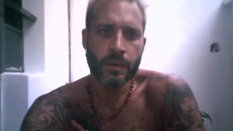 Snapshot of keny06 chatting on February 15, 8:22 pm keny06 online show from February 15, 8:22 pm