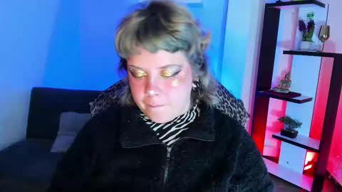 Kenzie online show from November 20, 6:02 am