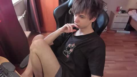Snapshot of keorinav chatting on February 15, 7:51 am Looking for a moderator I PVT IS OPEN online show from February 15, 7:51 am