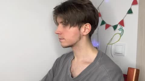 Kero online show from February 15, 7:10 pm