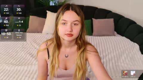 Snapshot of kerry_mell chatting on May 15, 1:18 pm kerry_mell online show from May 15, 1:18 pm