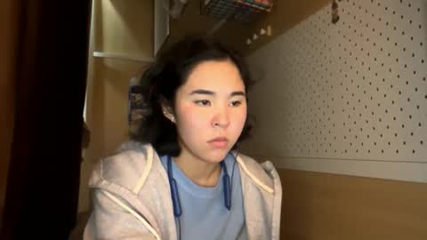 Jenny  online show from April 5, 8:11 am