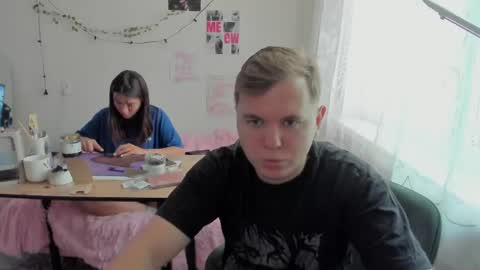 Snapshot of kesh_mne chatting on June 1, 10:50 am kesh_mne online show from June 1, 10:50 am