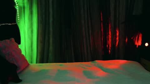 kess_edison online show from December 3, 4:05 pm