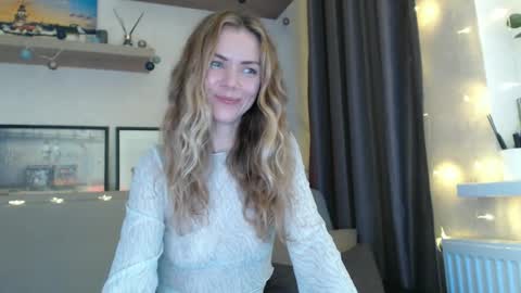 Snapshot of kessiecage chatting on January 30, 3:22 am kessiecage online show from January 30, 3:22 am