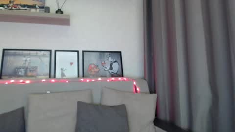 Snapshot of kessiecage chatting on February 27, 6:53 pm kessiecage online show from February 27, 6:53 pm