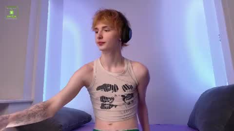 Snapshot of kessy_white chatting on June 11, 8:29 pm Kessy online show from June 11, 8:29 pm