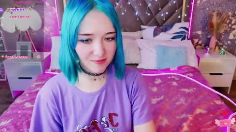 kettiejones online show from April 17, 3:26 pm