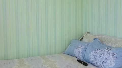 Catherine online show from February 13, 9:30 am