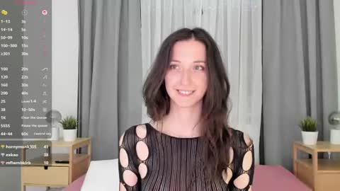 Snapshot of kettybelly chatting on June 20, 9:45 am kettyIm a simple girl who likes gifts Lovense is activeThere are legends that in this room all your wish can come true online show from June 20, 9:45 am