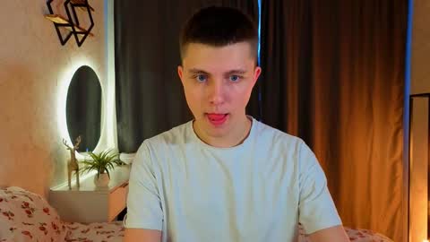 Snapshot of keviinx444 chatting on March 2, 10:44 am Keva online show from March 2, 10:44 am