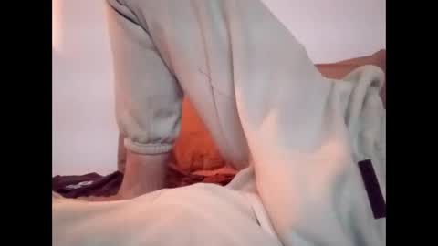 Snapshot of kevin0069407136 chatting on March 12, 1:56 am kevin0069407136 online show from March 12, 1:56 am