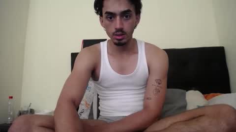 kevin777623 online show from April 16, 4:52 pm