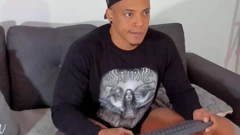 Kevin Lance online show from February 19, 8:21 am