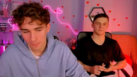 Snapshot of kevin_nix_ chatting on February 16, 1:18 pm kevin_nix_ online show from February 16, 1:18 pm